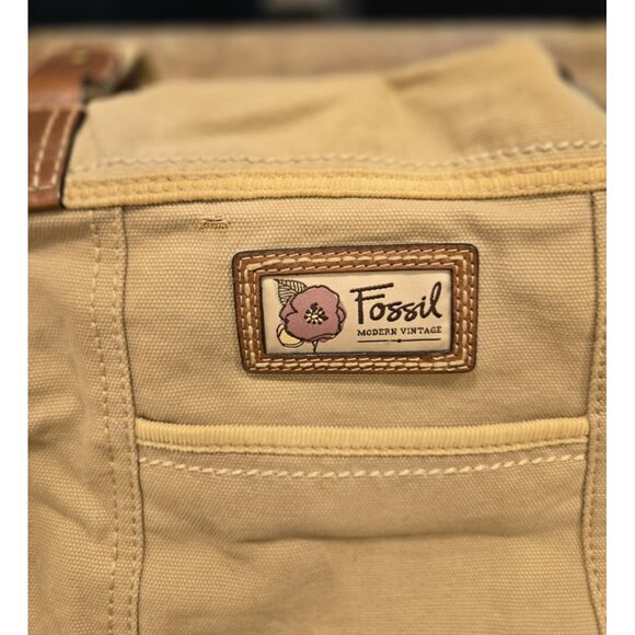 Fossil Modern Vintage Canvas & Leather Tote Bag Multiple Pockets Key Charm - Picture 7 of 11